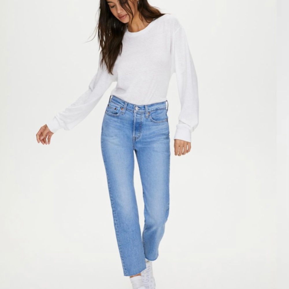 🌟SOLD🌟 Levi’s Wedgie Straight size 27